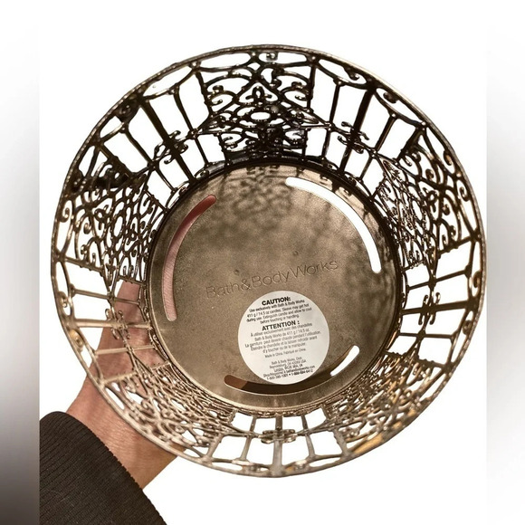 Bath & Body Works Ornate Gate Three Wick Candle Holder - Picture 4 of 6